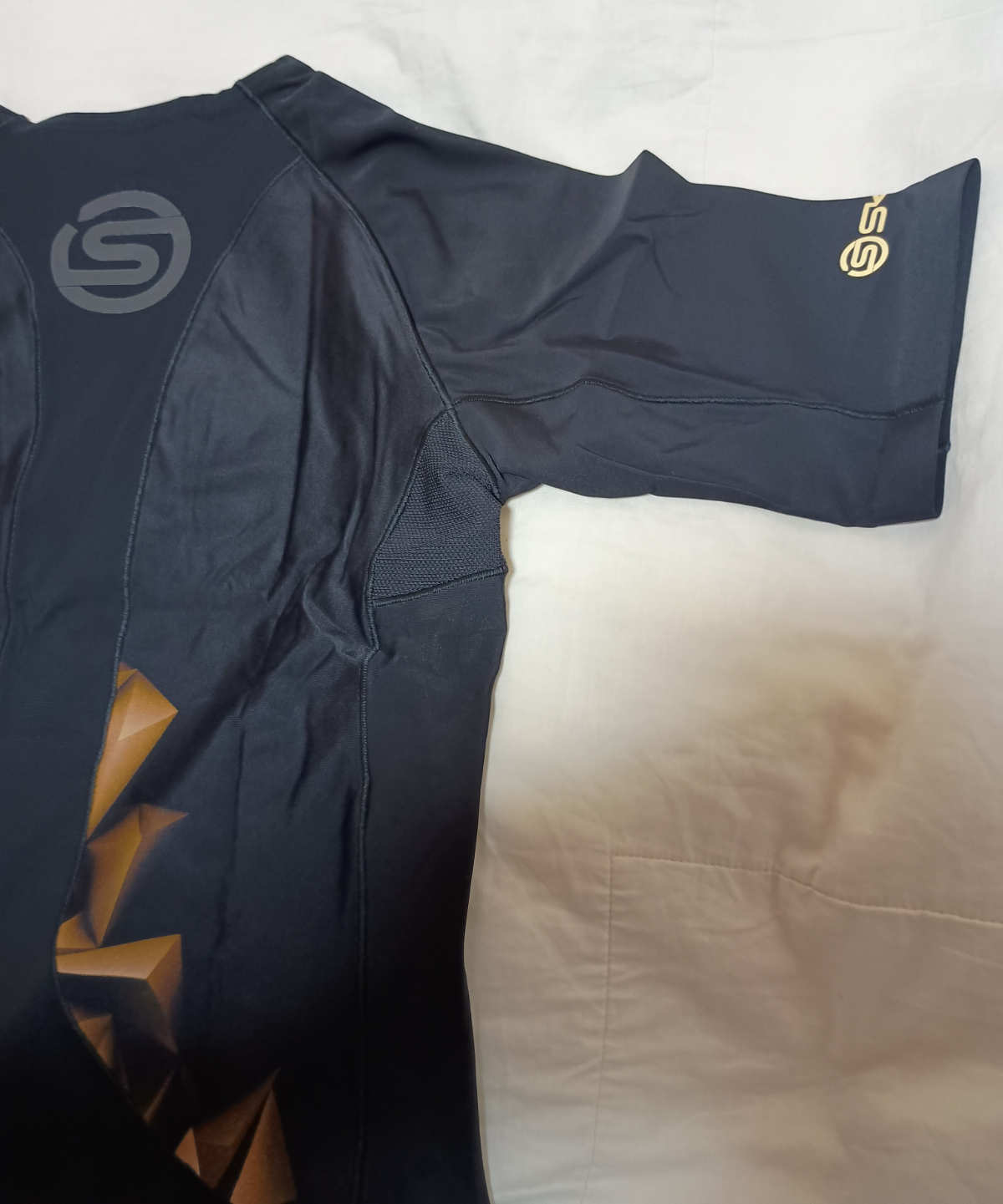 �yskins�zA400�g�b�v�X����M�T�C�Y�R���v���b�V�����C���i�[�V���[�g�X���[�u�O�ꃌ�r���[