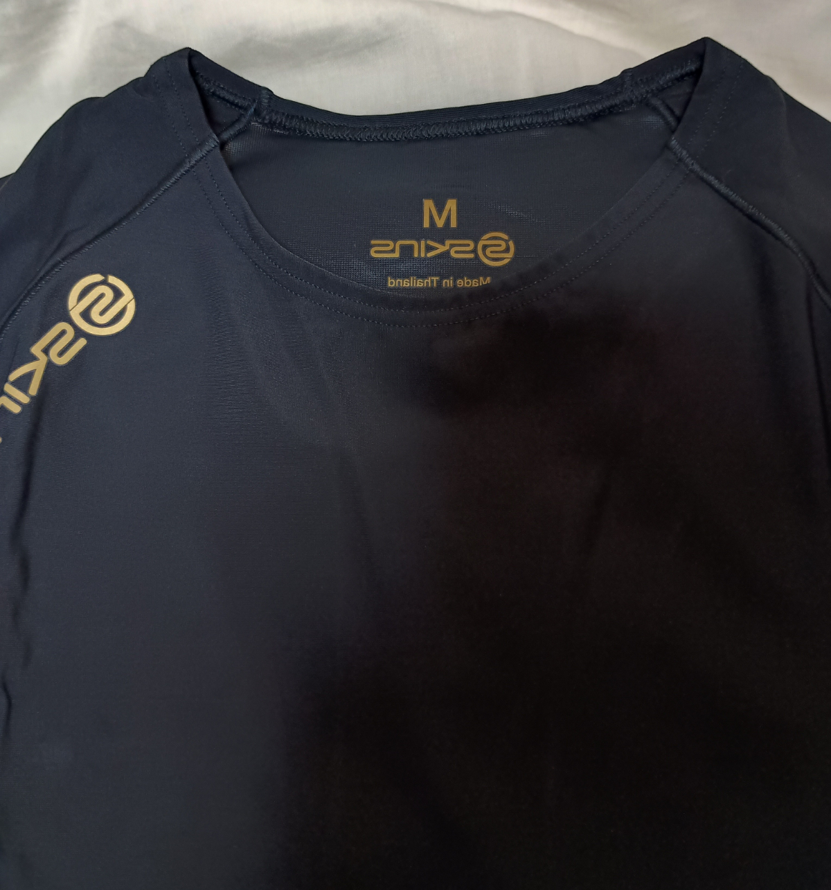 �yskins�zA400�g�b�v�X����M�T�C�Y�R���v���b�V�����C���i�[�V���[�g�X���[�u�O�ꃌ�r���[