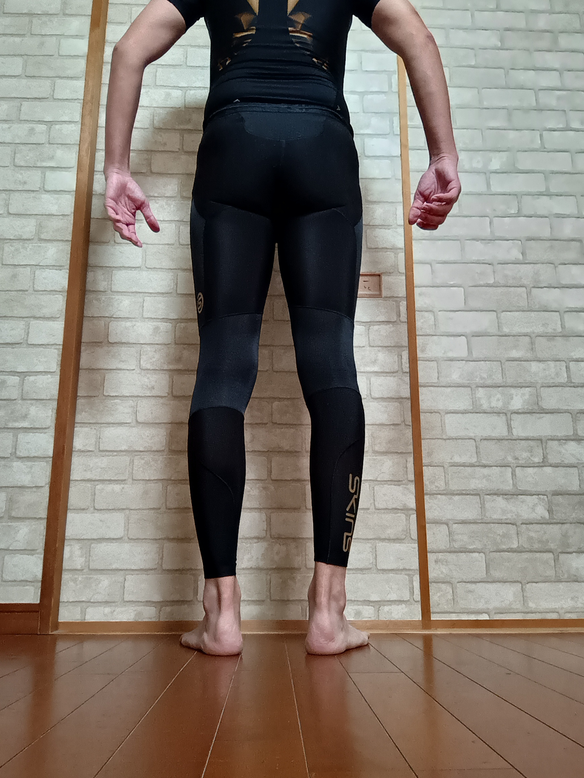 �yskins�zA400�g�b�v�X����M�T�C�Y�R���v���b�V�����C���i�[�V���[�g�X���[�u�O�ꃌ�r���[