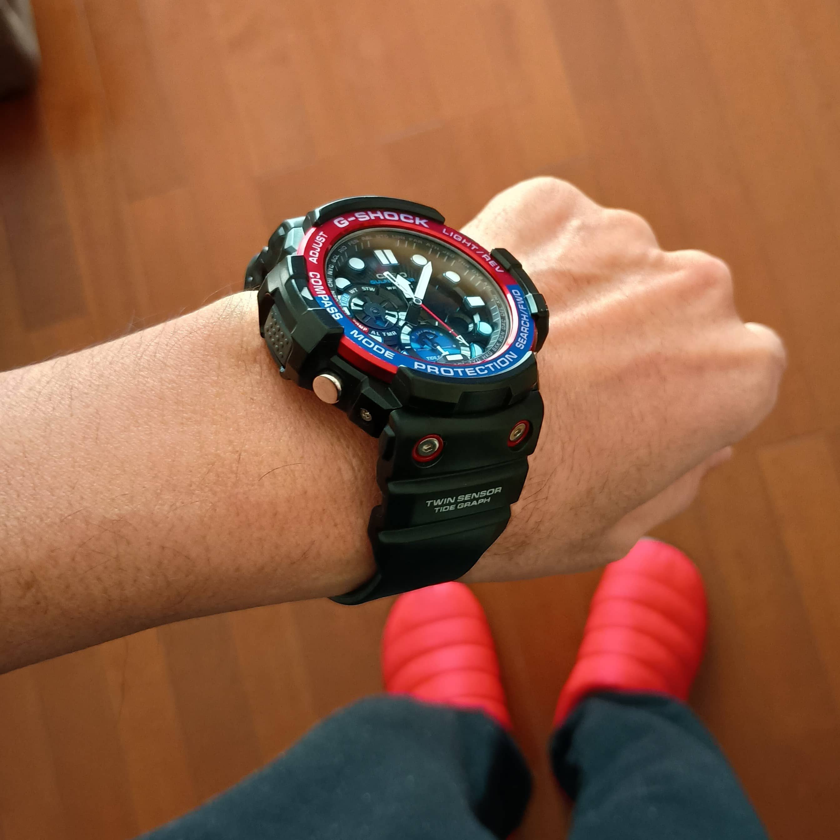 �yG-shock�z�K���t�}�X�^�[�y�v�V�J���[CASIO GN-1000-1AJF���r���[