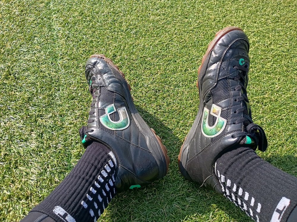 【デスポルチ】テッサライト TF PRO2 DS-1942人工芝用レビュー