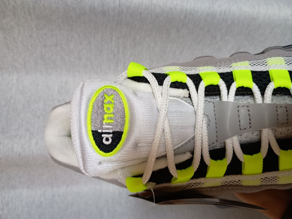 2026年復刻 エアマックス95 イエローグラデを徹底レビュー!ビッグバブルの進化を写真46枚で解説