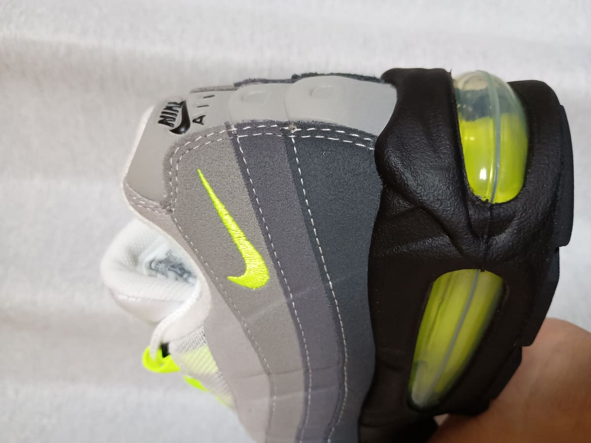 2026年復刻 エアマックス95 イエローグラデを徹底レビュー!ビッグバブルの進化を写真46枚で解説