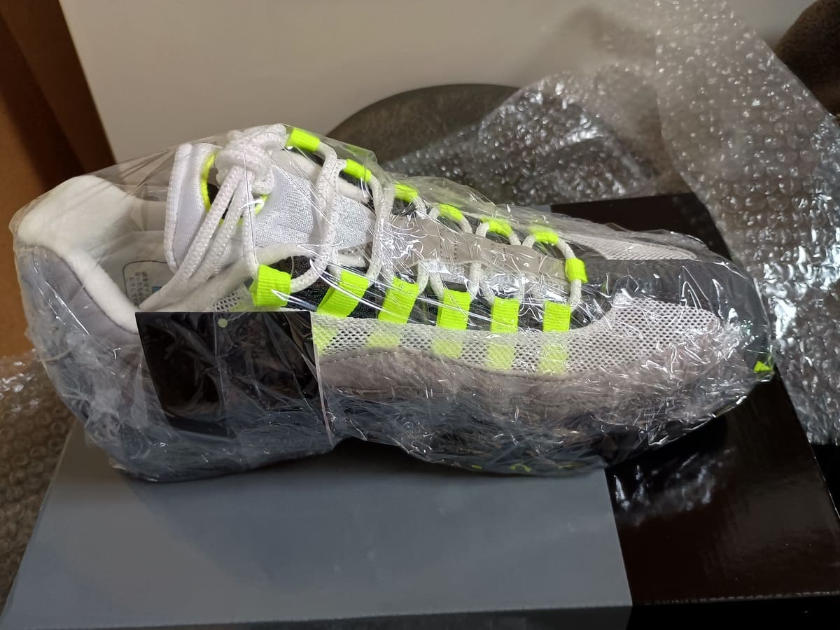 2026年復刻 エアマックス95 イエローグラデを徹底レビュー!ビッグバブルの進化を写真46枚で解説